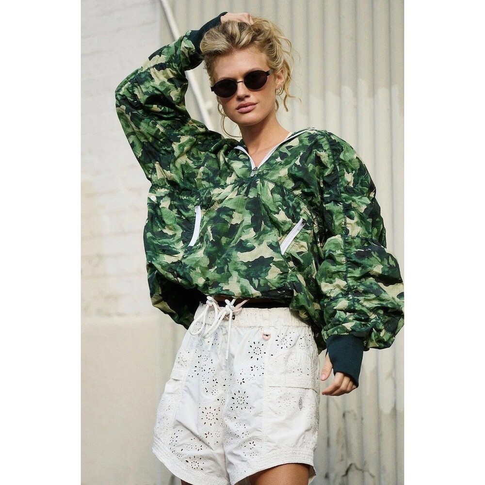 NEW FREE PEOPLE MOVEMENT HAPPY CAMPER PRINTED PULLOVER LARGE
